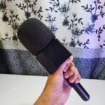 Professional Interview Kit Combo – Microphone Holder with Logo Box + K8 Wireless Microphone - Image 4